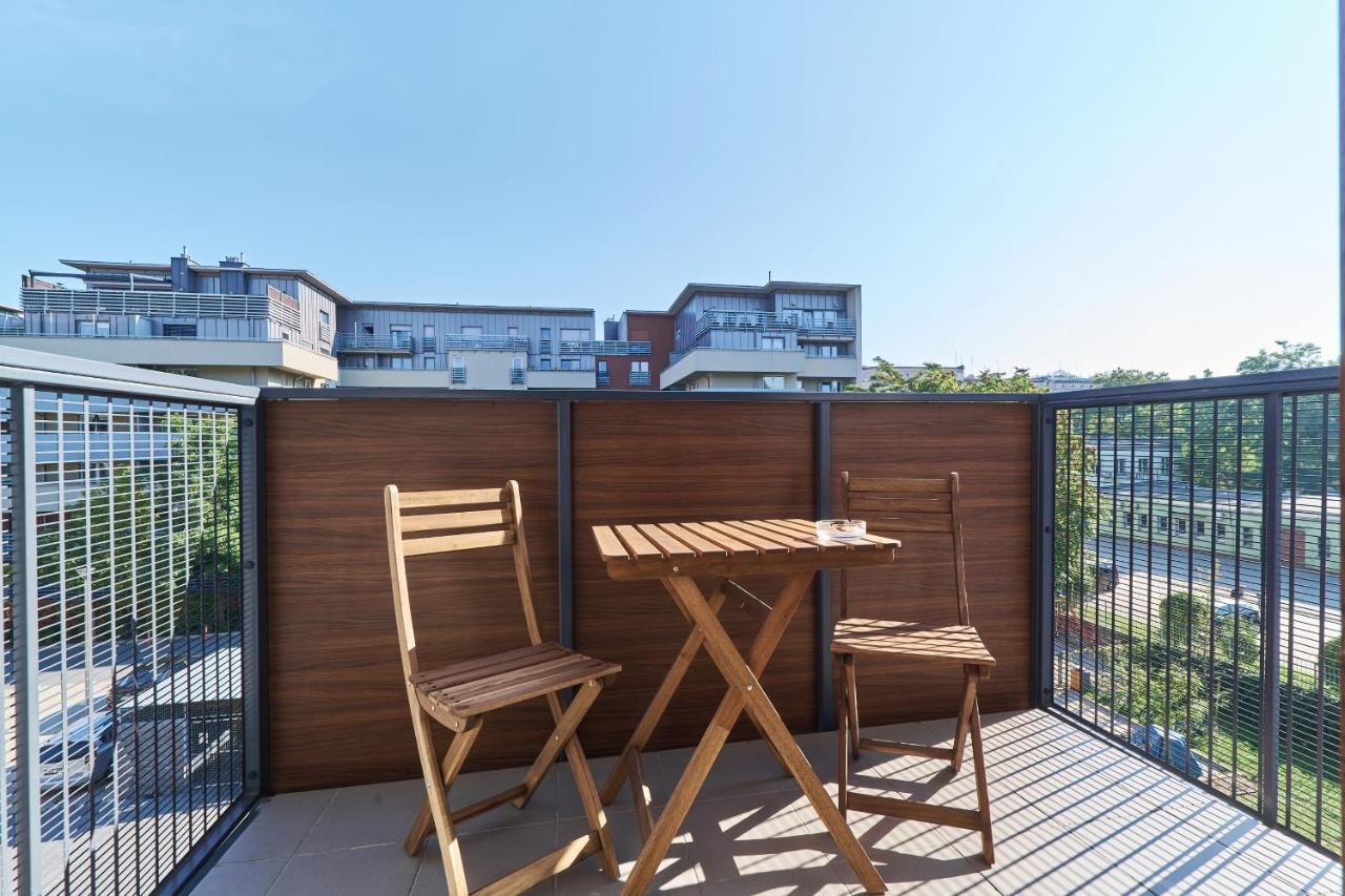 Nowa Teczowa Apartments Promenada Staromiejska By Noclegi Renters วรอตซวาฟ ภายนอก รูปภาพ
